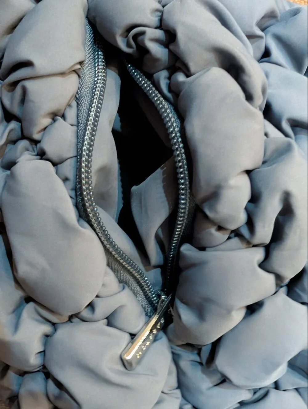 Aritzia Babaton Curator Bigger Bag Puffer Pillow Hobo in Vintage Navy Blue